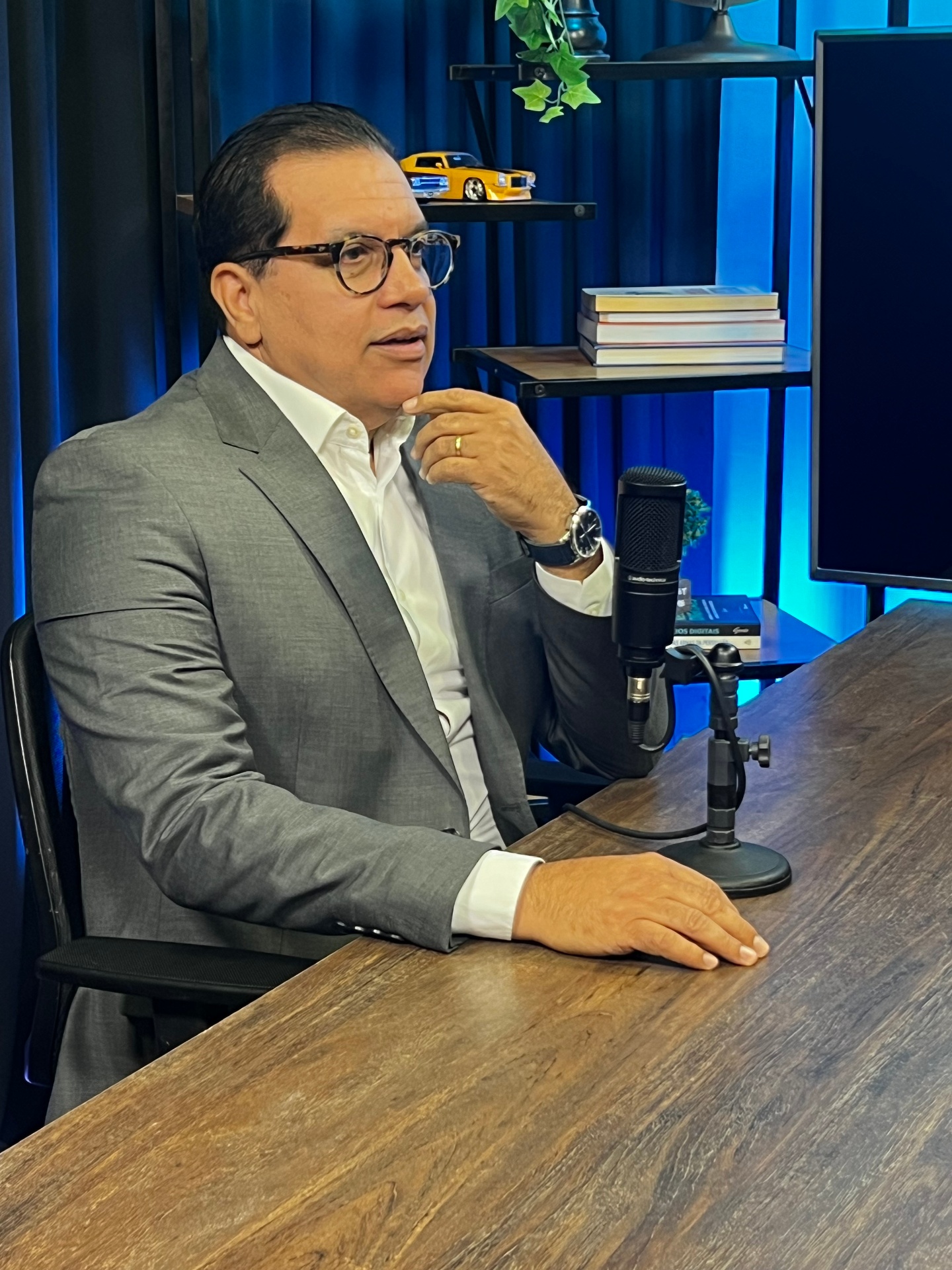 Professor Oswaldo Santos, fundador da P7 Negócios